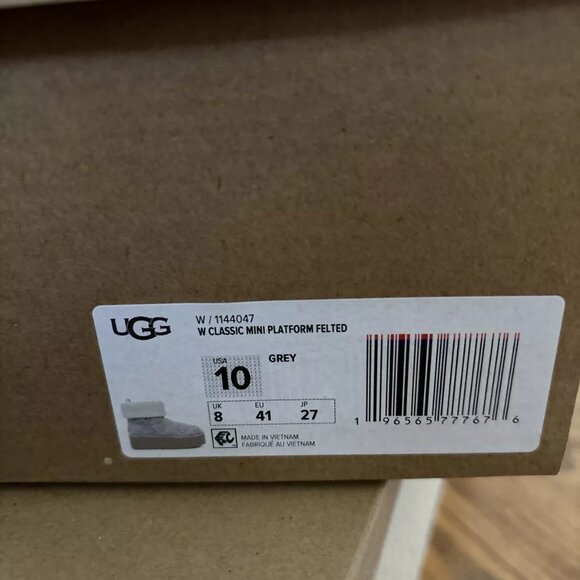 UGG CLASSIC MINI PLATFORM FELTED SHEEPSKIN WOMEN'S BOOTS SIZE US 10 - Picture 4 of 4